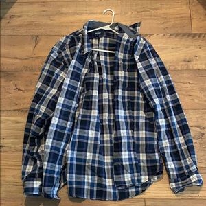 Men’s Plaid Button Down